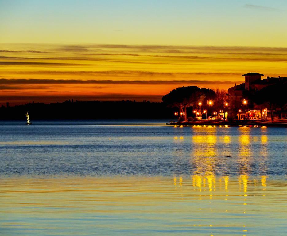 Hotel Darsena Passignano sul Trasimeno Exterior photo
